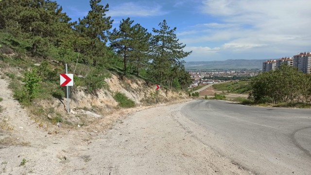 Kırılmasıyla gündeme gelen güvenlik aynası kaldırıldı