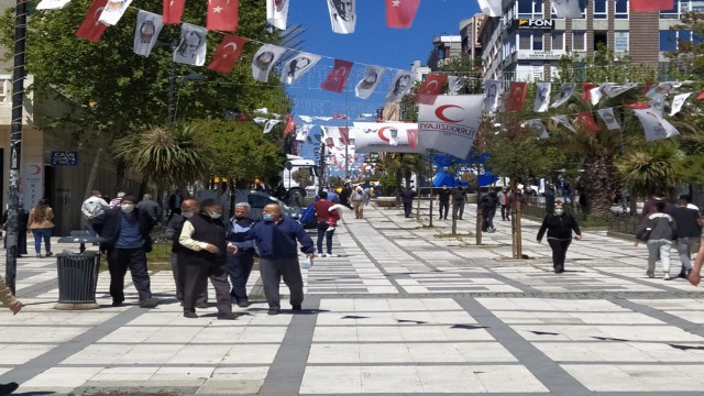 Kısıtlama gününde Avcılarda dikkat çeken yoğunluk