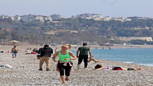 Kısıtlamaya uymayan 341 kişiye 1 milyon 5 bin 73 TL ceza