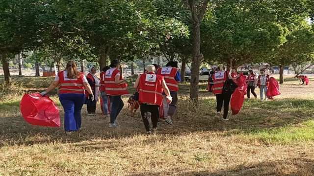 Kızılaycılar Geri kazanıyoruz diyor