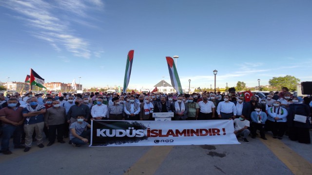 Konyadan Filistine destek konvoyu