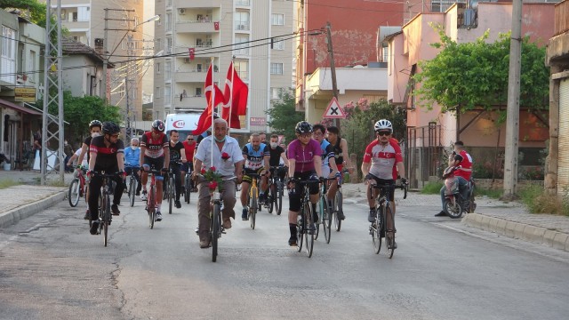 Kozan pedallar 19 Mayıs Gençlik Bayramı için çevrildi