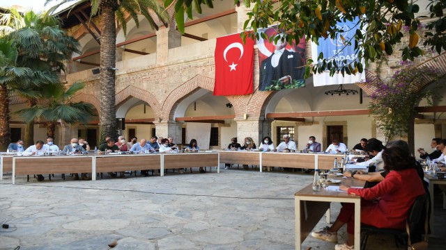 Kuşadası Belediyesi Meclisinden Filisitin halkı ile dayanışma