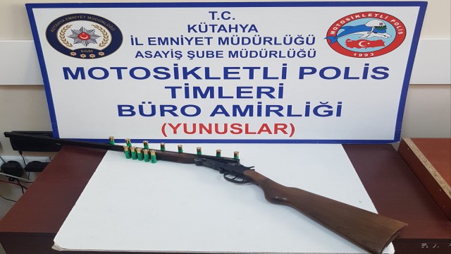 Kütahyada ruhsatsız tüfek ve mühimmat ele geçirildi