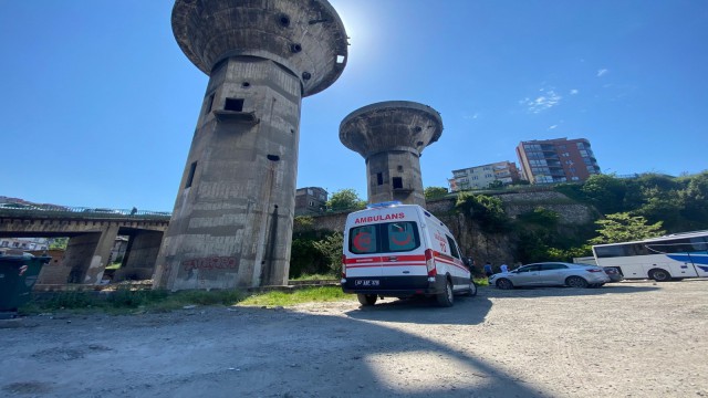 Maddi bağımlısı genç ihbarı ekipleri harekete geçirdi