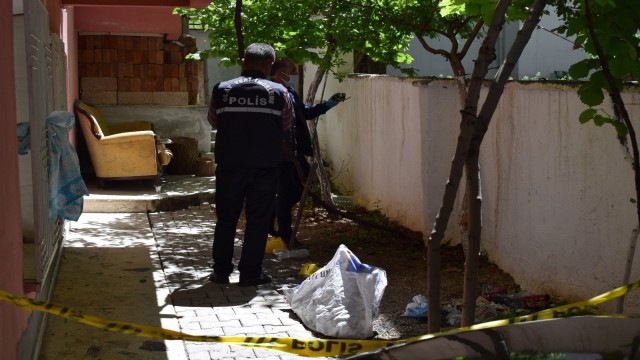 Malatyada terastan düşen kadın ağır yaralandı