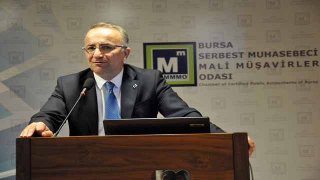 Mali müşavirler aşıda öncelik istiyor