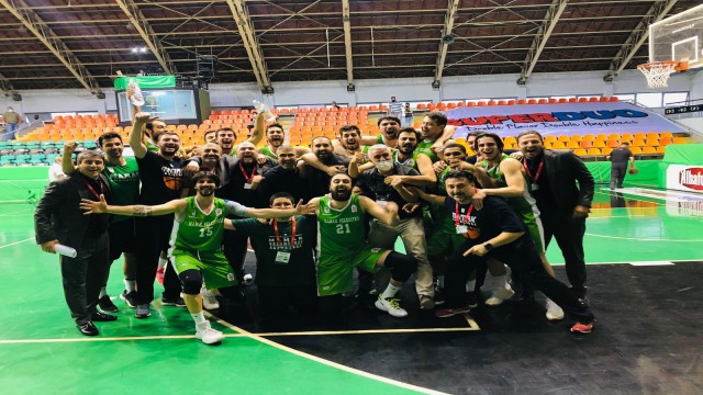 Mamak Belediyesi Basketbol Takımı yarı finalde