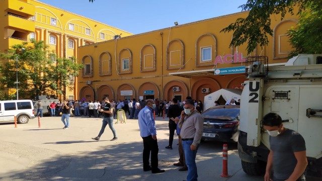 Mardinde arazi kavgası: 1i ağır 4 yaralı