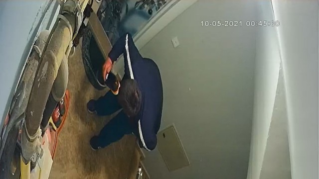 Marka meraklısı hırsız kamerada