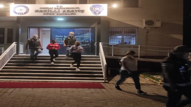 Masaj salonuna polis baskını