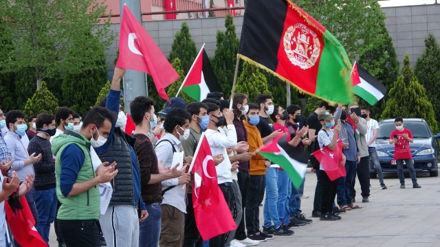 Mescid-i Aksa ve Filistinlilere saldıran İsraile tepkiler devam ediyor