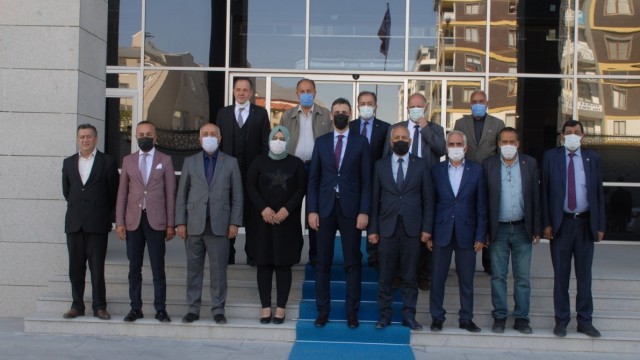 MHP heyetinden Van İl Emniyet Müdürü Aydına ziyaret