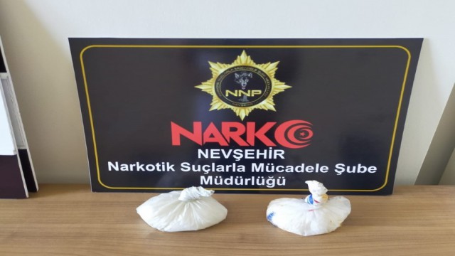 Nevşehirde uyuşturucu taciri 2 şüpheli tutuklandı