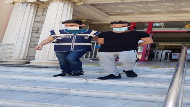 On yıl hapis cezaları bulunan iki zanlı polisten kaçamadı