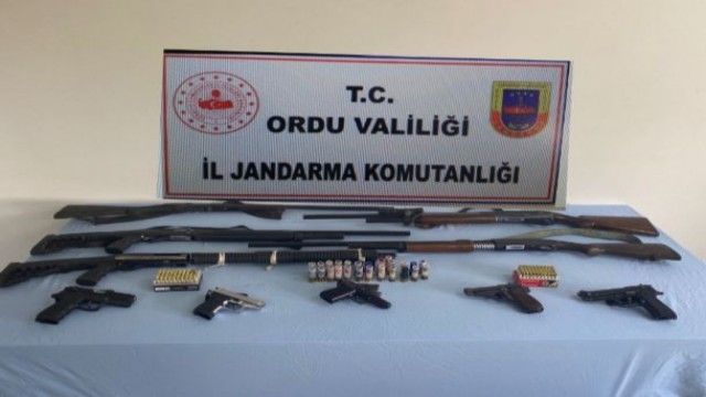 Orduda ruhsatsız silah operasyonu
