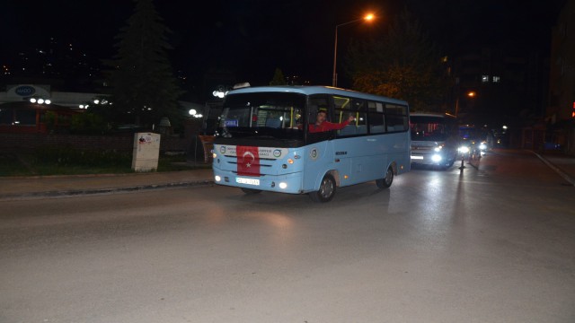 Ordulular İsrailin saldırılarını protesto etti