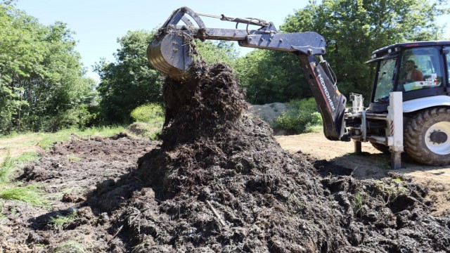 Ot ve dal atıkları gübreye dönüşüyor