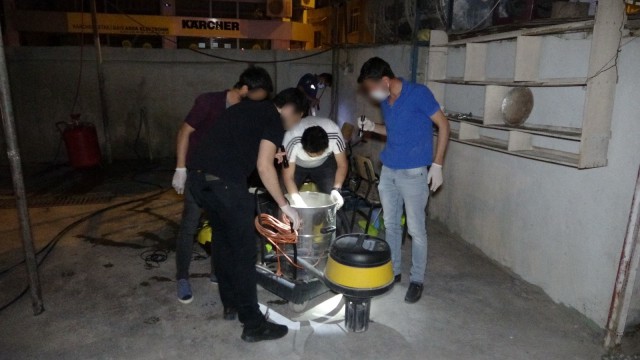 Oto yıkamada uyuşturucu operasyonu: 2 Gözaltı