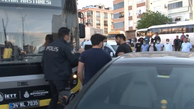 (ÖZEL) Aracına çarpıp kaçan İETT otobüsünü kilometrelerce kovaladı