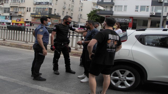 (ÖZEL) Aranma kaydı olan VIP spotçu hem kendini hem müşterilerini yaktı