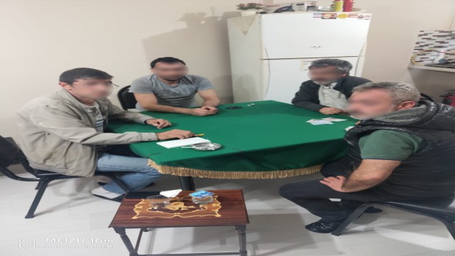 (Özel) Hamburgerci dükkanında okey masasına baskın kamerada