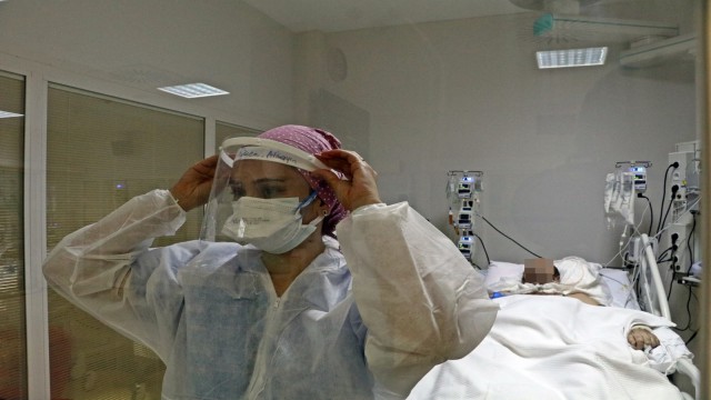 (ÖZEL) Tam kapanma sonrası vaka sayısı düştü, yoğun bakım yatakları iki haftada boşaldı