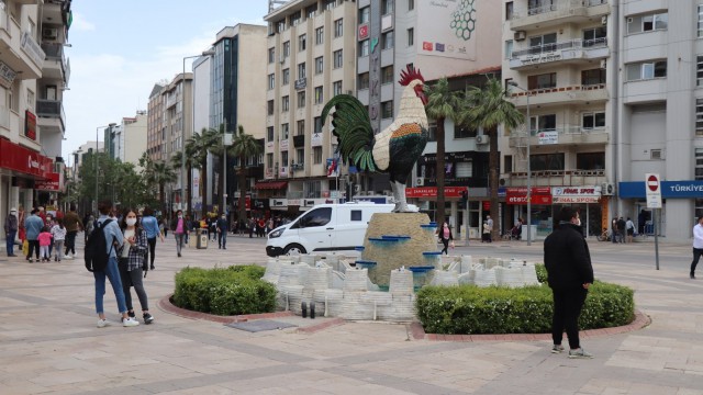 Pandemi kurallarına uymayan 641 kişiye 561 bin 600 TL ceza