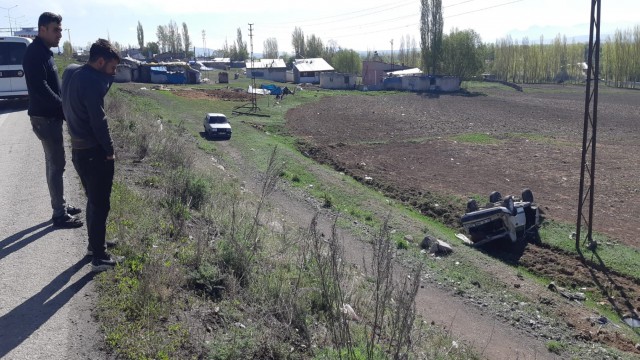 Pasinlerde trafik kazası: 1 yaralı