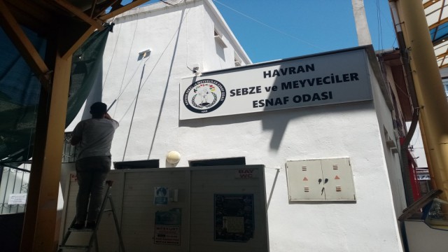 Pazar yerleri Cumartesiye hazırlanıyor