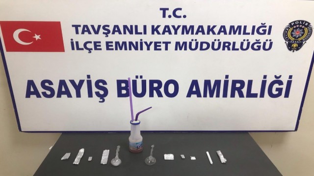 Polis uyuşturucu tacirlerine geçit vermedi