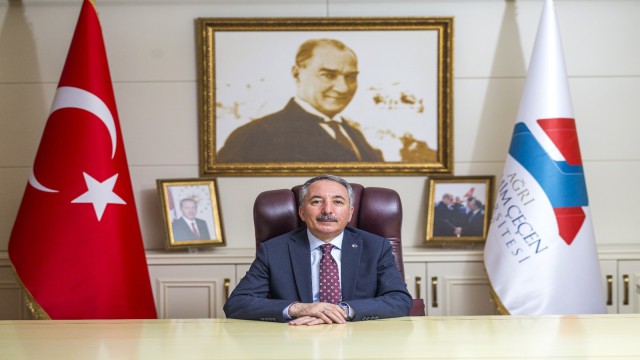 Prof. Dr. Abdulhalik Karabuluttan 19 Mayıs mesajı