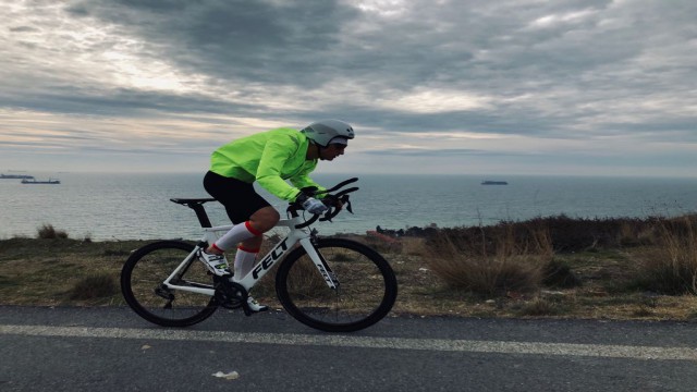 Rehabilitasyon amacıyla başladığı sporda başarılara koşuyor