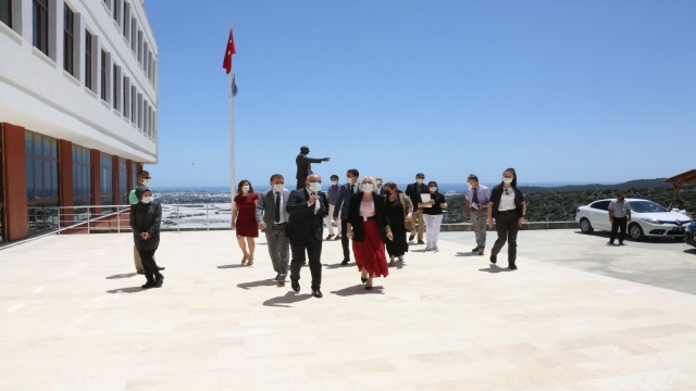 Rektör Özkan, 4 ilçede MYO ve fakülteleri inceledi