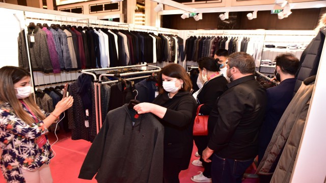 Rus tekstilciye çağrı: “15 Haziranda Türkiyeye bekliyoruz