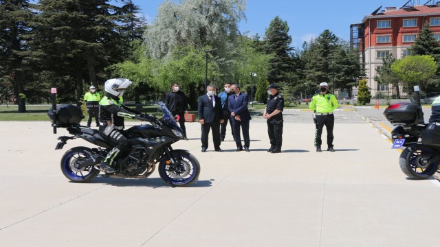 Şahin Timlerinde görevli 14 polise sertifika verildi