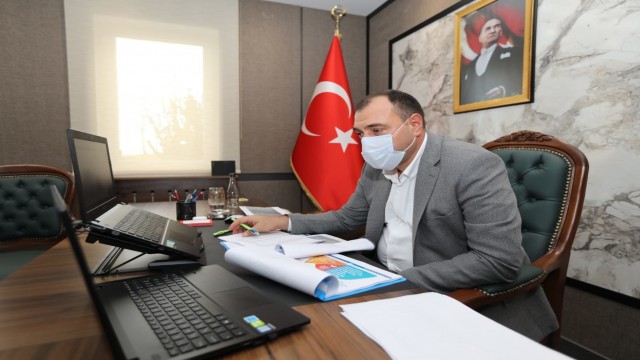 Sakarya Valisi Çetin Oktay Kaldırım: “Vakalarımız son günlerde 250nin altına kadar düştü”