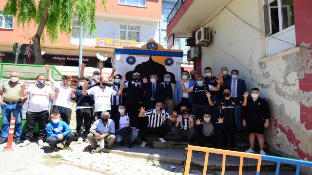 Şampiyon Çeşmesi bu yıl ‘siyah-beyaz