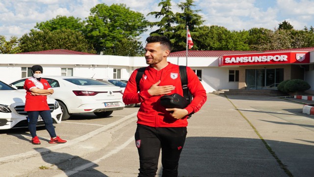 Samsunspor Altınordu maçı için İzmire gitti