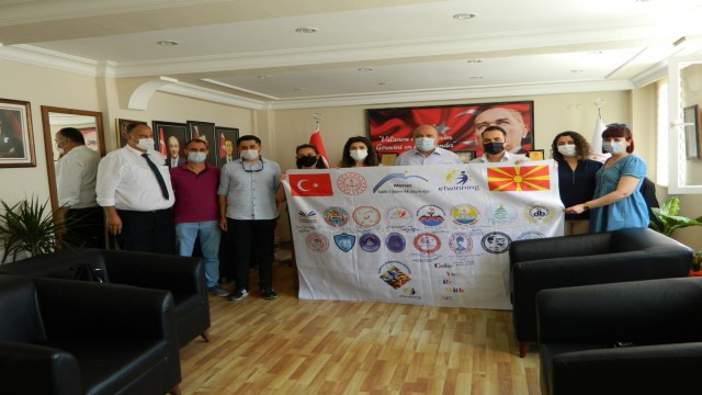 “Sanatla Renklendir Hayatını” projesine Silifkede ortak oldu