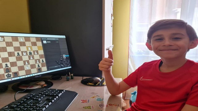 Santranç turnuvasında il birincisi oldular