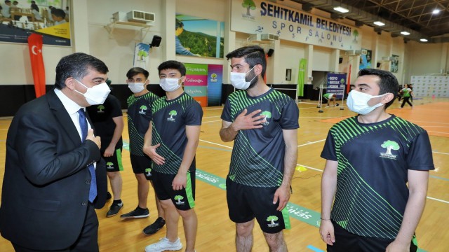 Şehitkamilden polis adaylarına destek