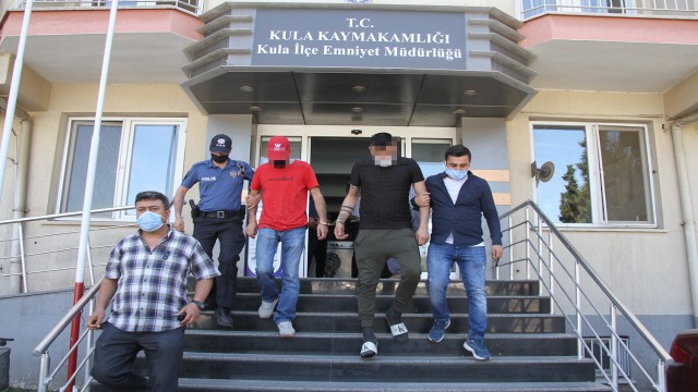 Sentetik ecza ilaçlarıyla yakalanan 6 kişiden 2si tutuklandı