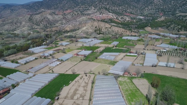 Sera bitkisel atıklarından ayda 6 bin kilogram organik gübre elde edilecek