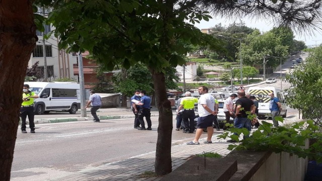 Şiddetli yağış sonrası motosiklet sürücüsü yaralandı