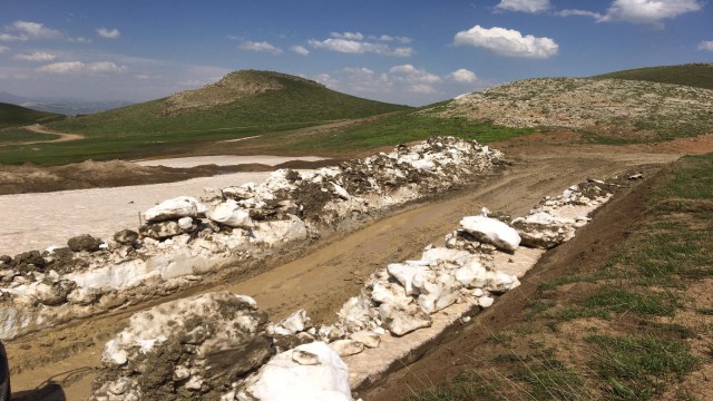 Şırnakta karla mücadele çalışmaları devam ediyor