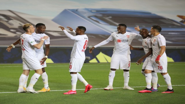Sivassporun hedefi yenilmezlikte seriyi 19a çıkartmak