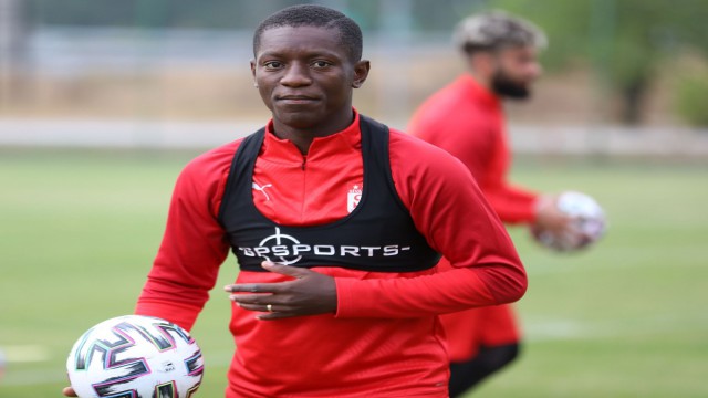 Sivassporun istikrar abidesi Max Gradel