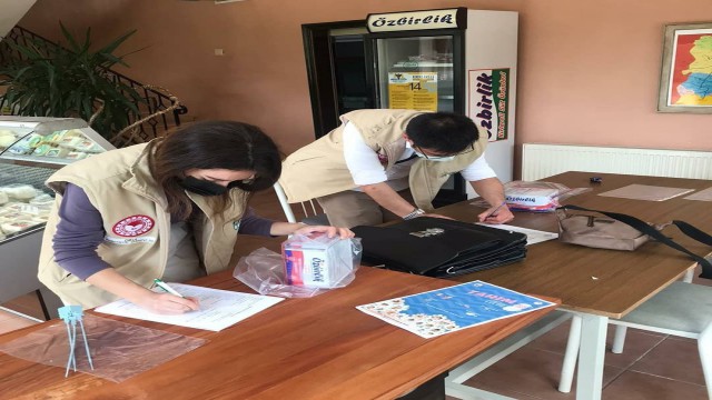 Sokağa çıkma kısıtlamasında hizmet veren gıda işletmeleri denetlendi