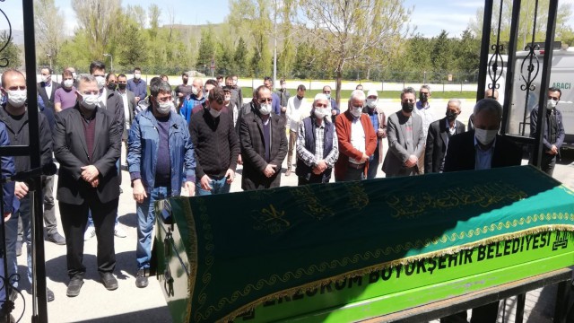 Sosyal medya fenomeni Dadaş Necati son yolculuğuna uğurlandı